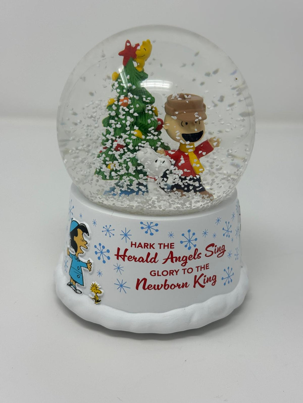 Snoopy -Charlie Brown  Snow Globe / Globo de nieve de Snoopy -Charlie Brown