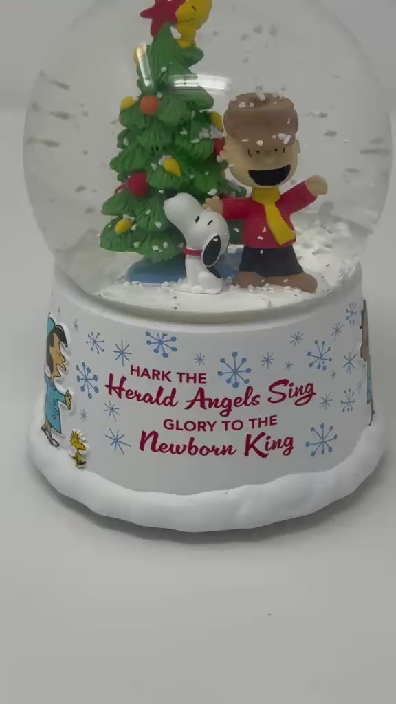 Snoopy -Charlie Brown  Snow Globe / Globo de nieve de Snoopy -Charlie Brown